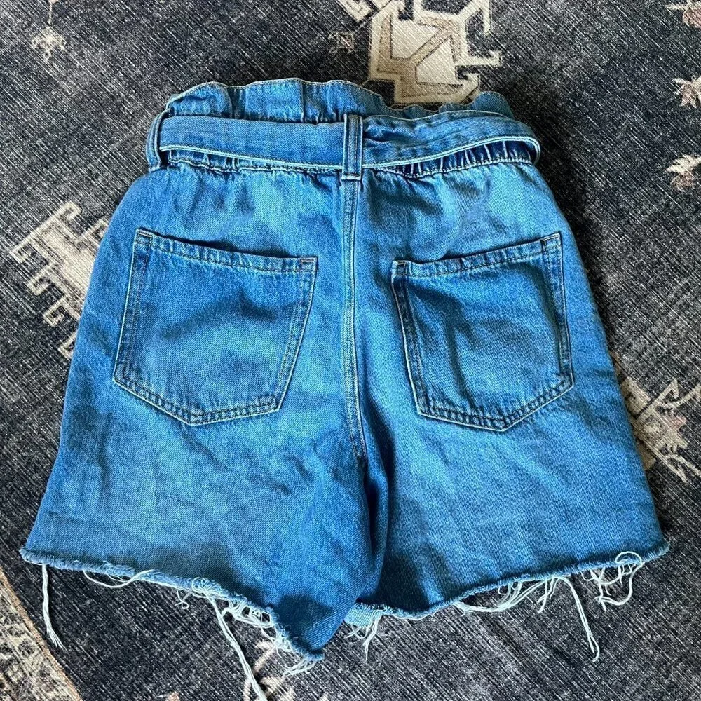 Aeropostale Denim Mom Shorts w Tie Belt Size 2 REG NWOT